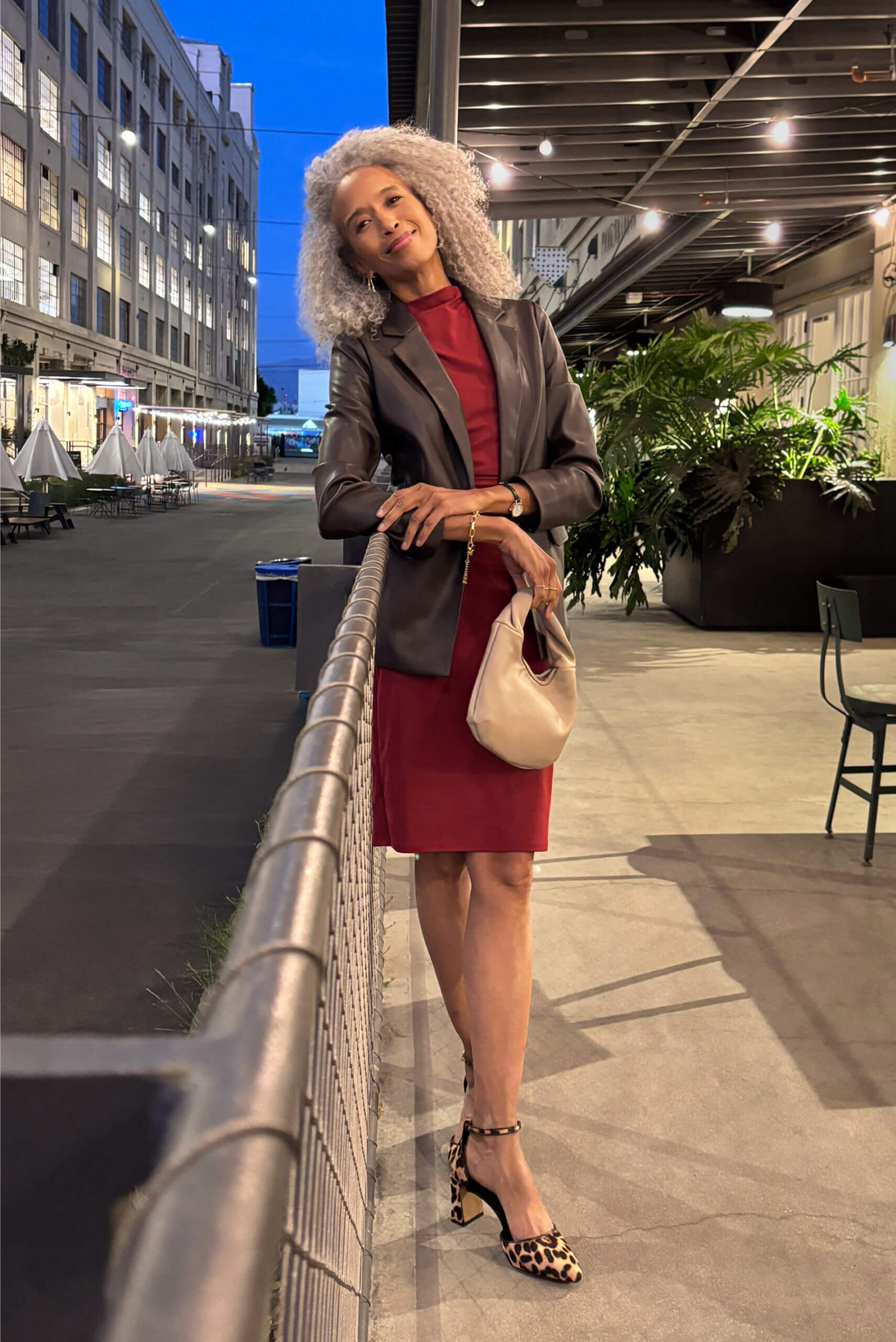 6 Stylist-Permitted Date Night time Appears to be like for Girls